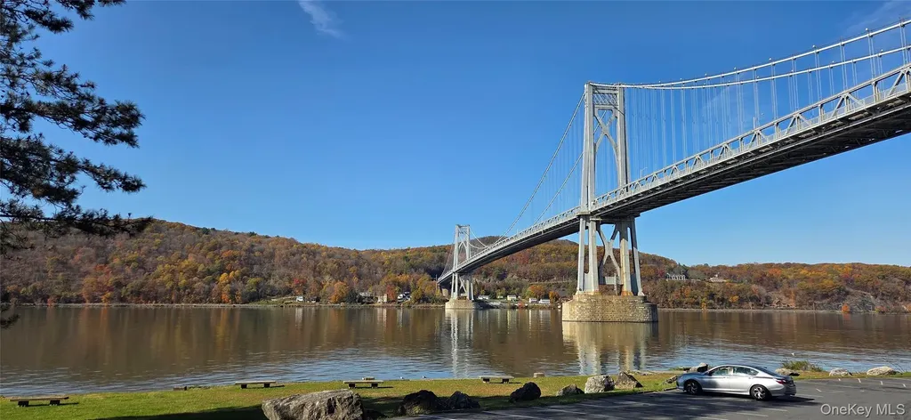 9 Hudson Heights Drive Poughkeepsie NY 12601
