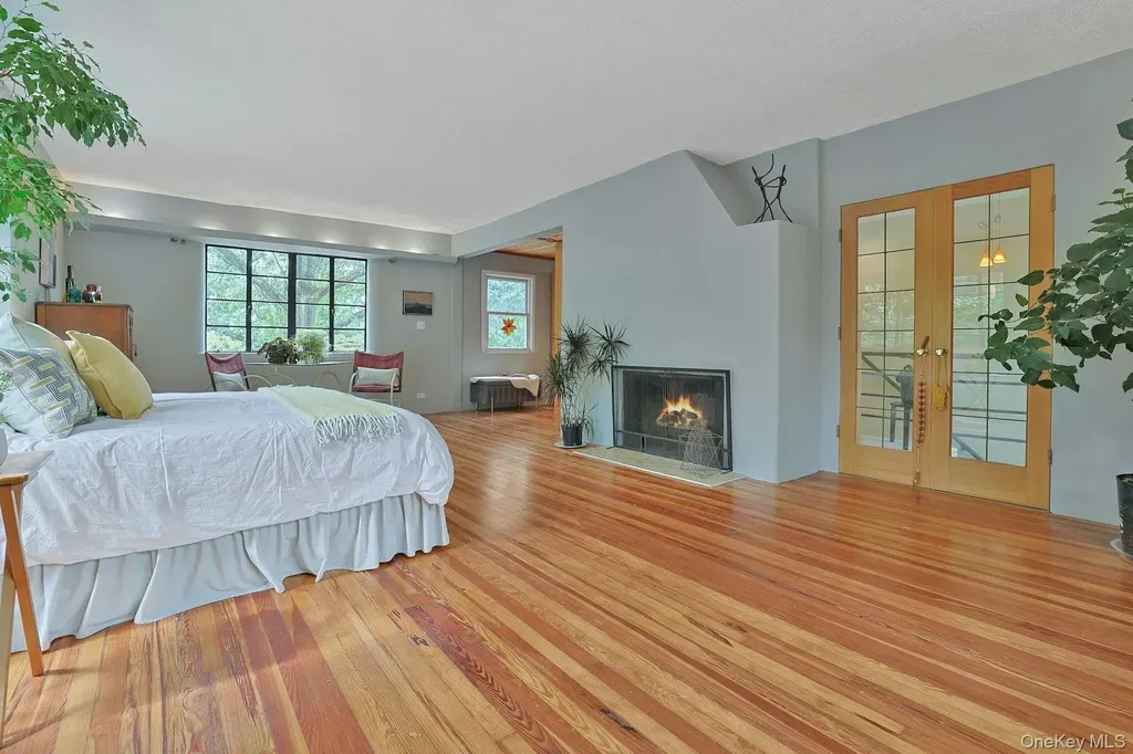 75 Lakeside Drive New Rochelle NY 10801