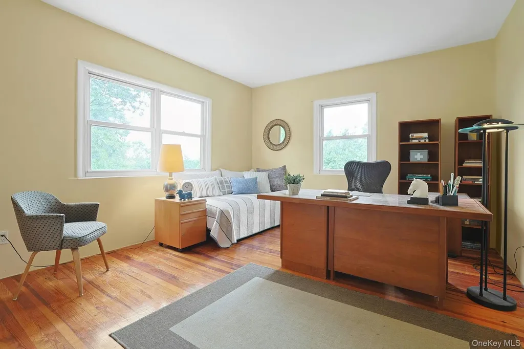 75 Lakeside Drive New Rochelle NY 10801