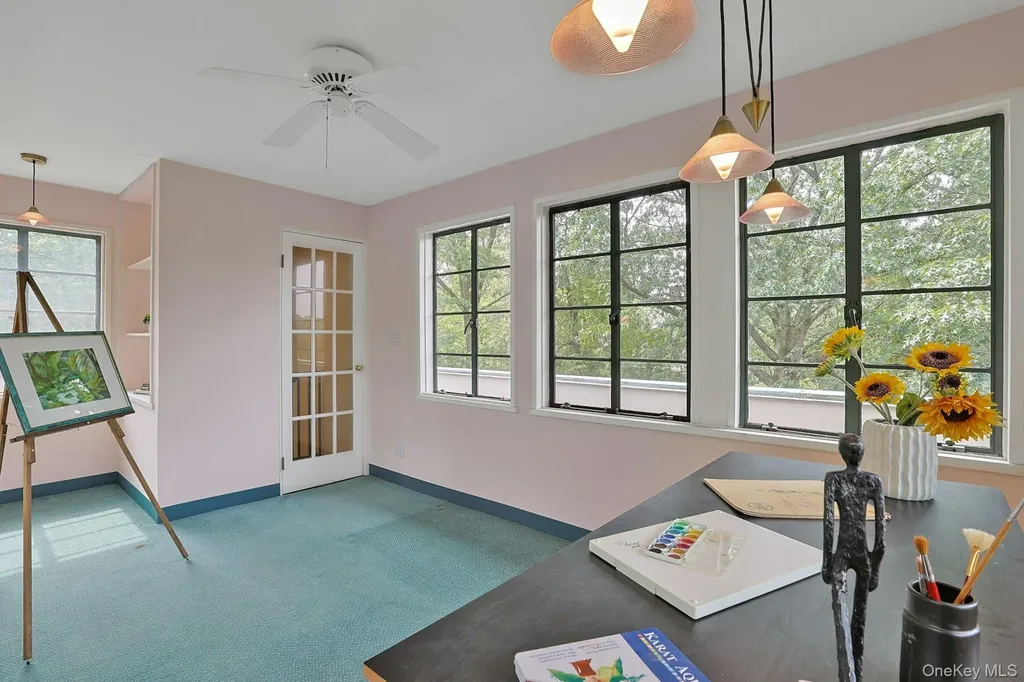 75 Lakeside Drive New Rochelle NY 10801