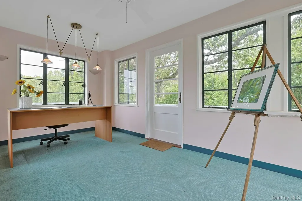75 Lakeside Drive New Rochelle NY 10801