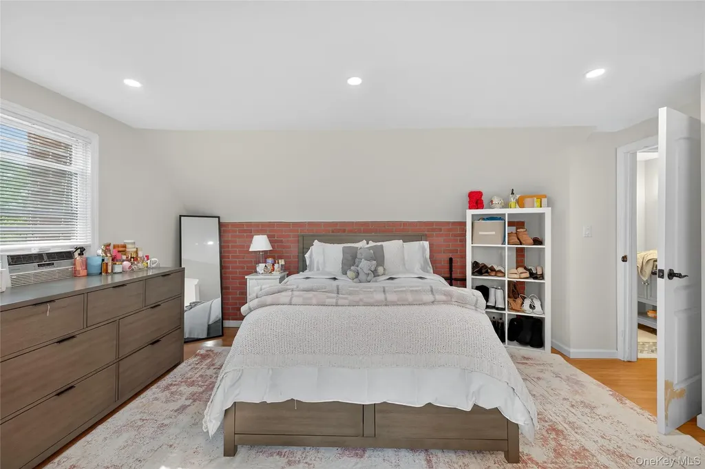 1723 Kroll Road East Meadow NY 11554