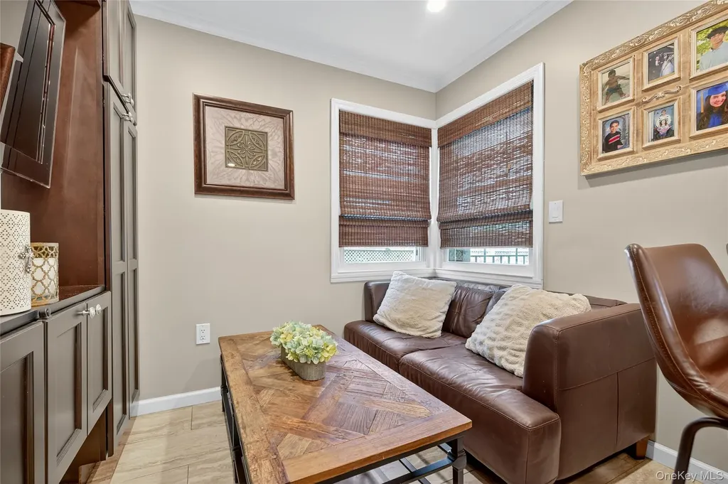 1723 Kroll Road East Meadow NY 11554