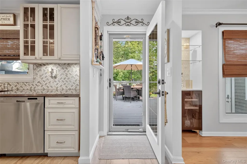 1723 Kroll Road East Meadow NY 11554