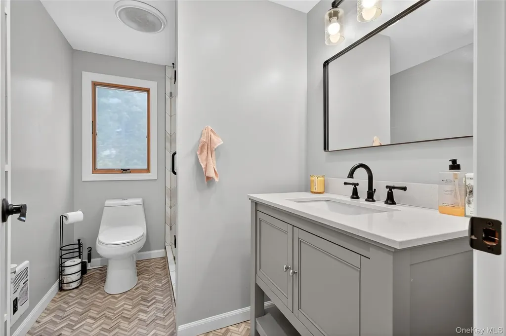 1723 Kroll Road East Meadow NY 11554
