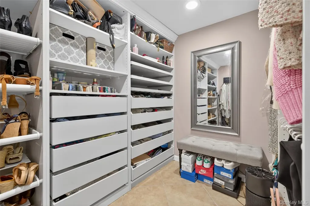 1723 Kroll Road East Meadow NY 11554