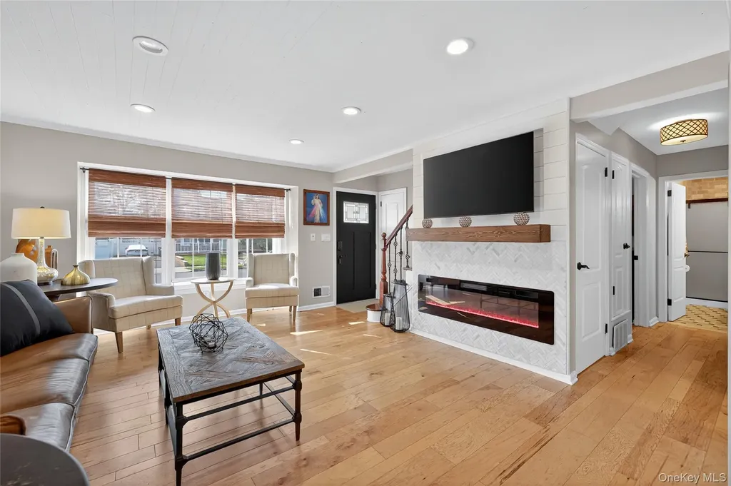1723 Kroll Road East Meadow NY 11554