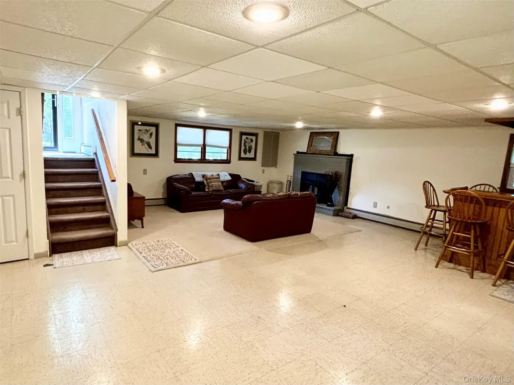 122 King Drive Poughkeepsie NY 12603