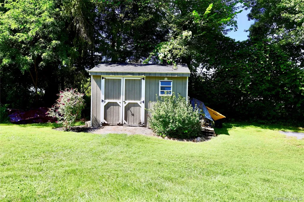 122 King Drive Poughkeepsie NY 12603