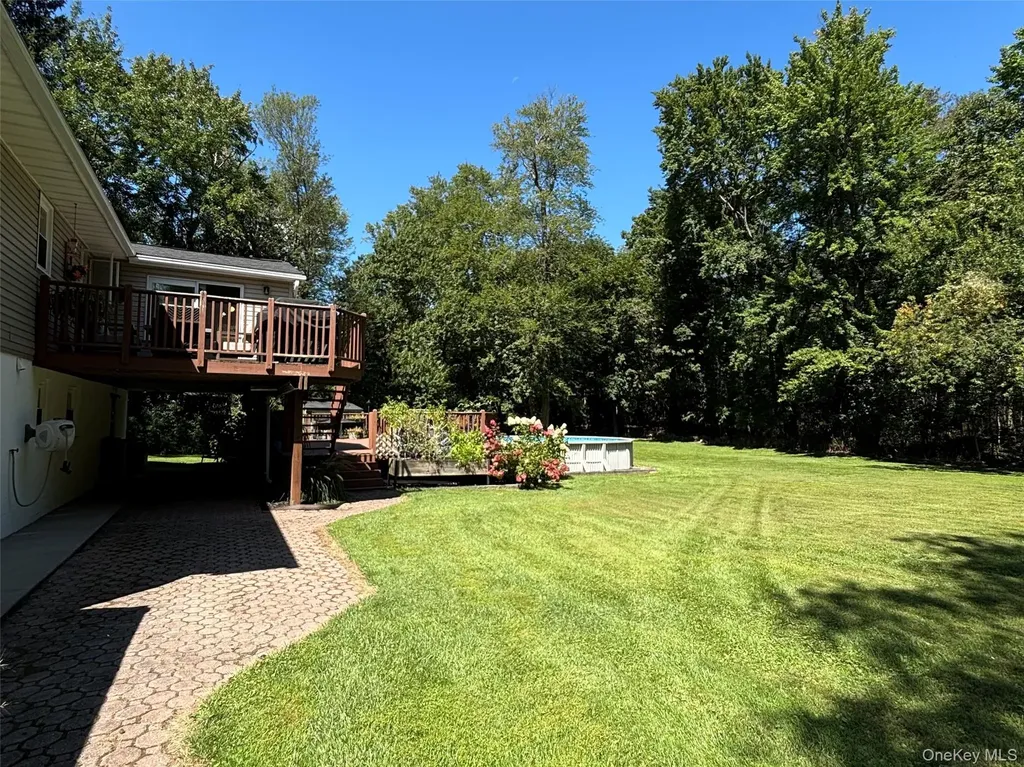 122 King Drive Poughkeepsie NY 12603
