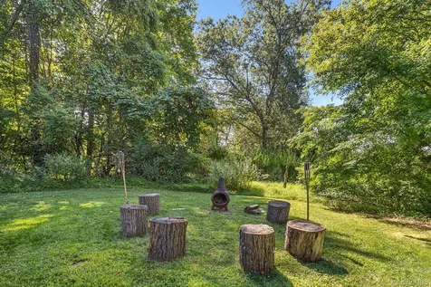 35 Lake Trail Carmel NY 10512