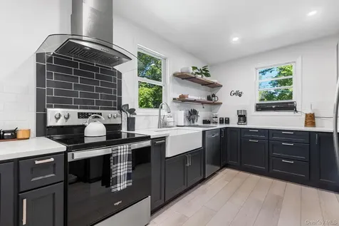 35 Lake Trail Carmel NY 10512