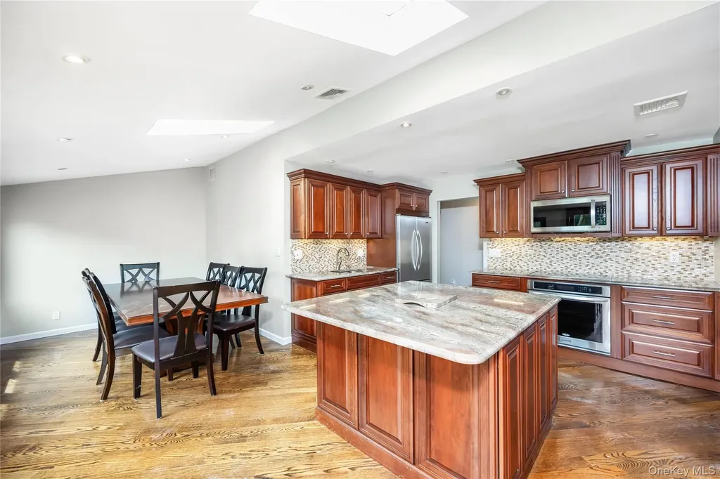 18 Central Avenue Amityville NY 11701