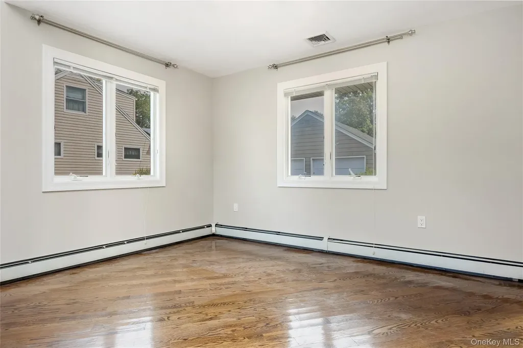 18 Central Avenue Amityville NY 11701