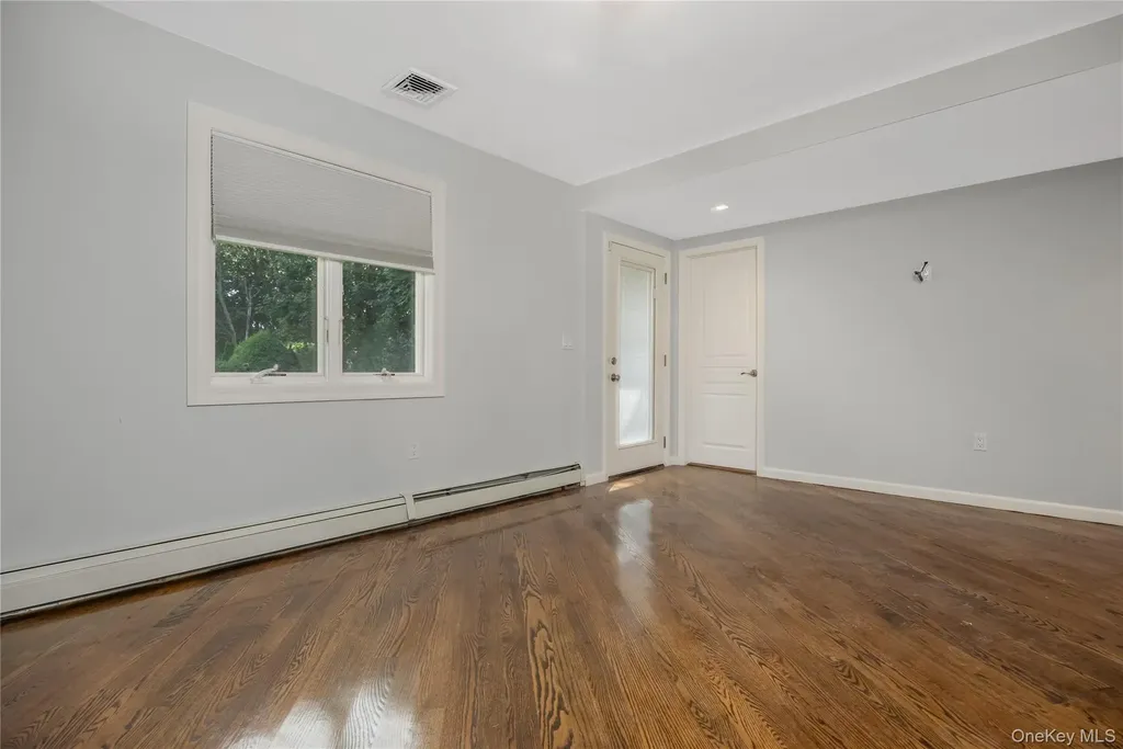 18 Central Avenue Amityville NY 11701