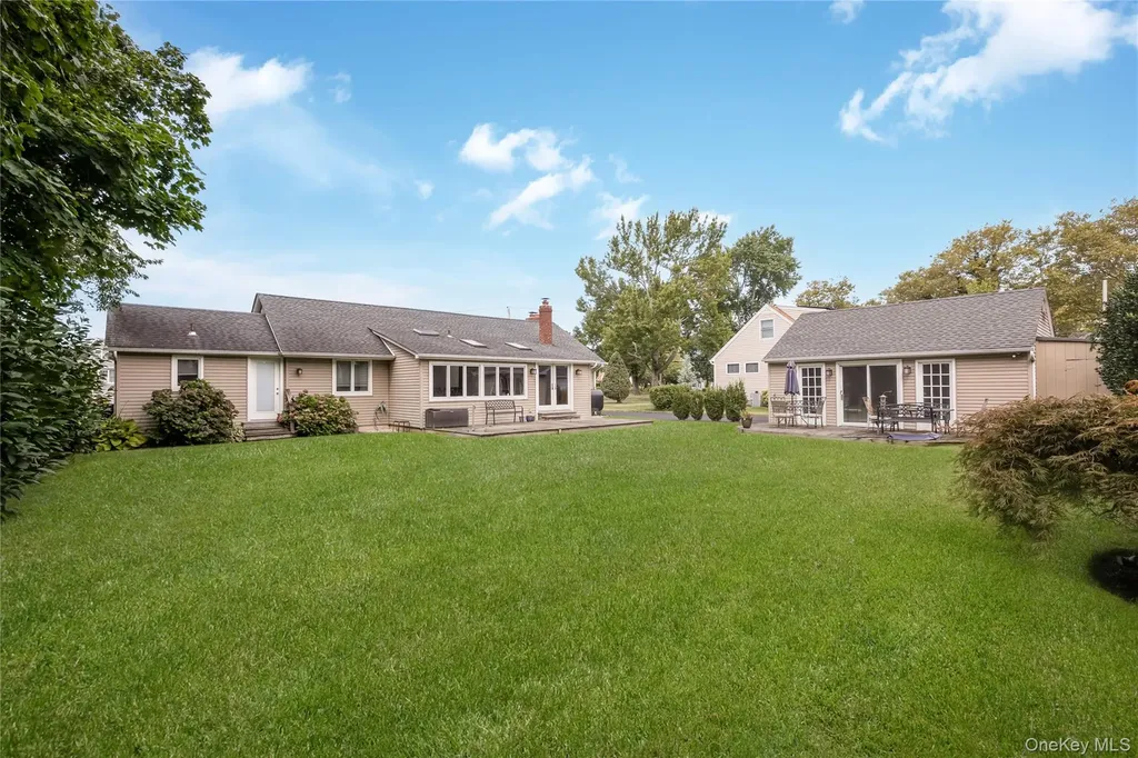 18 Central Avenue Amityville NY 11701