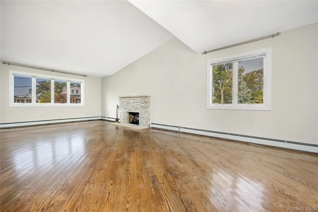 18 Central Avenue Amityville NY 11701