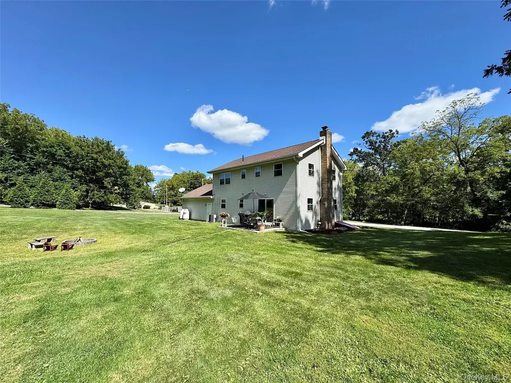 96 Daley Road Poughkeepsie NY 12603