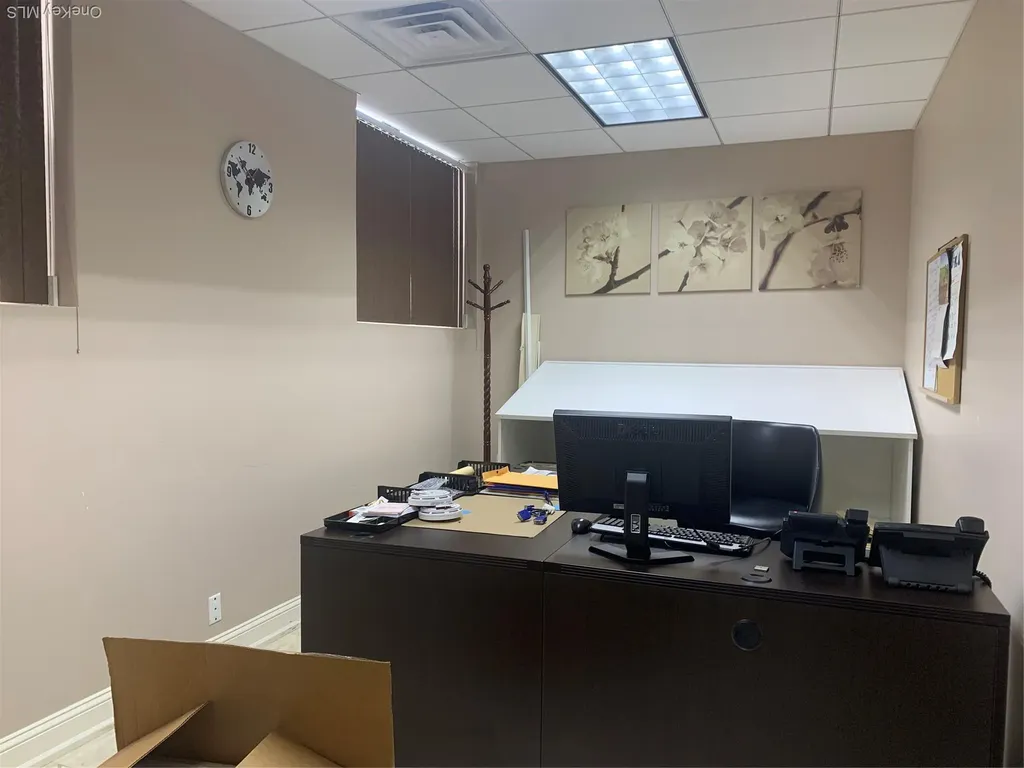 146 E 2nd Street Mineola NY 11501