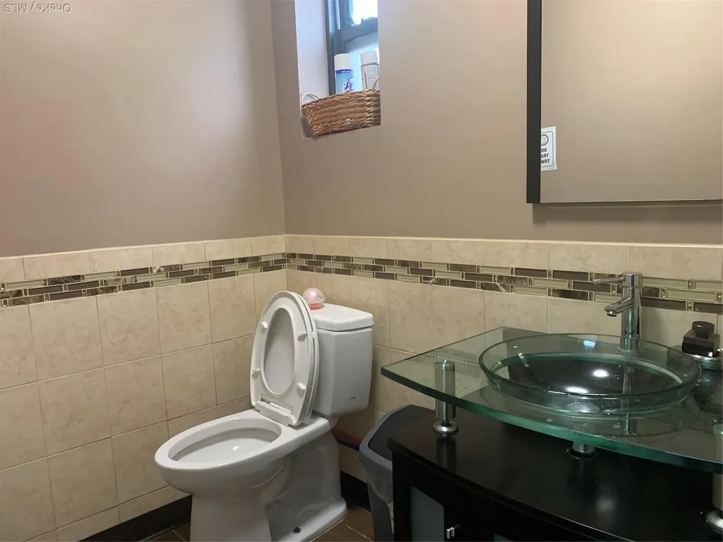146 E 2nd Street Mineola NY 11501