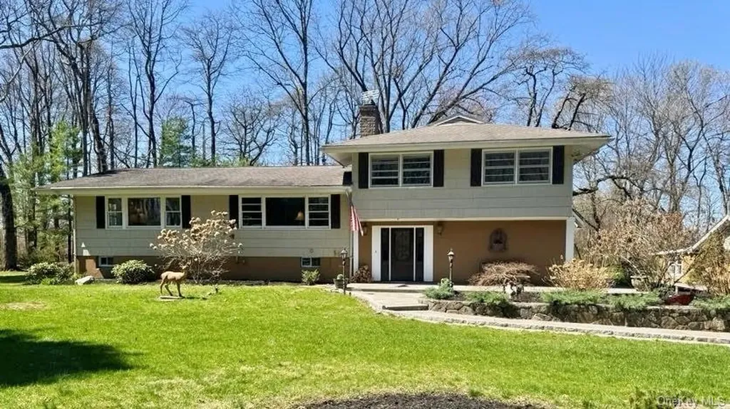 55 Hoags Cross Road Ossining NY 10562