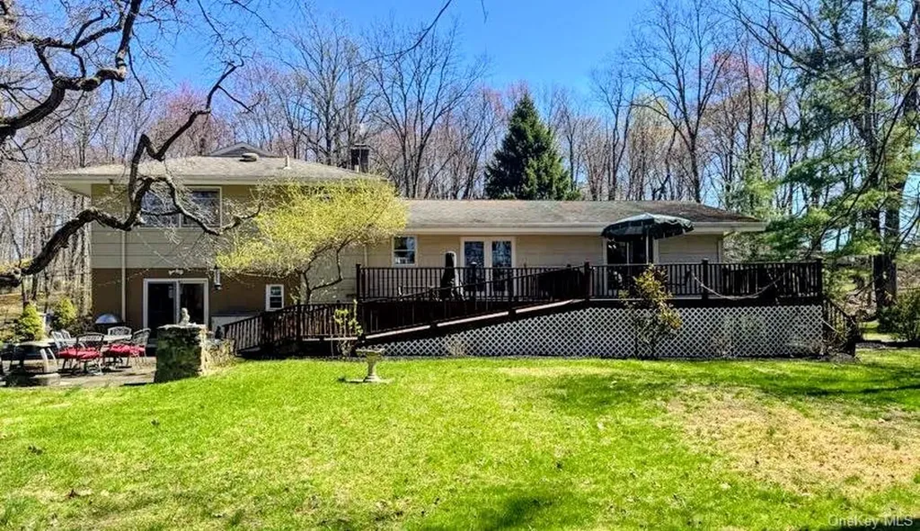 55 Hoags Cross Road Ossining NY 10562