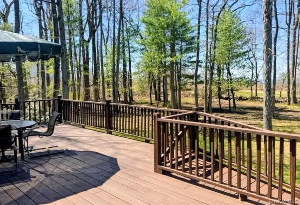55 Hoags Cross Road Ossining NY 10562