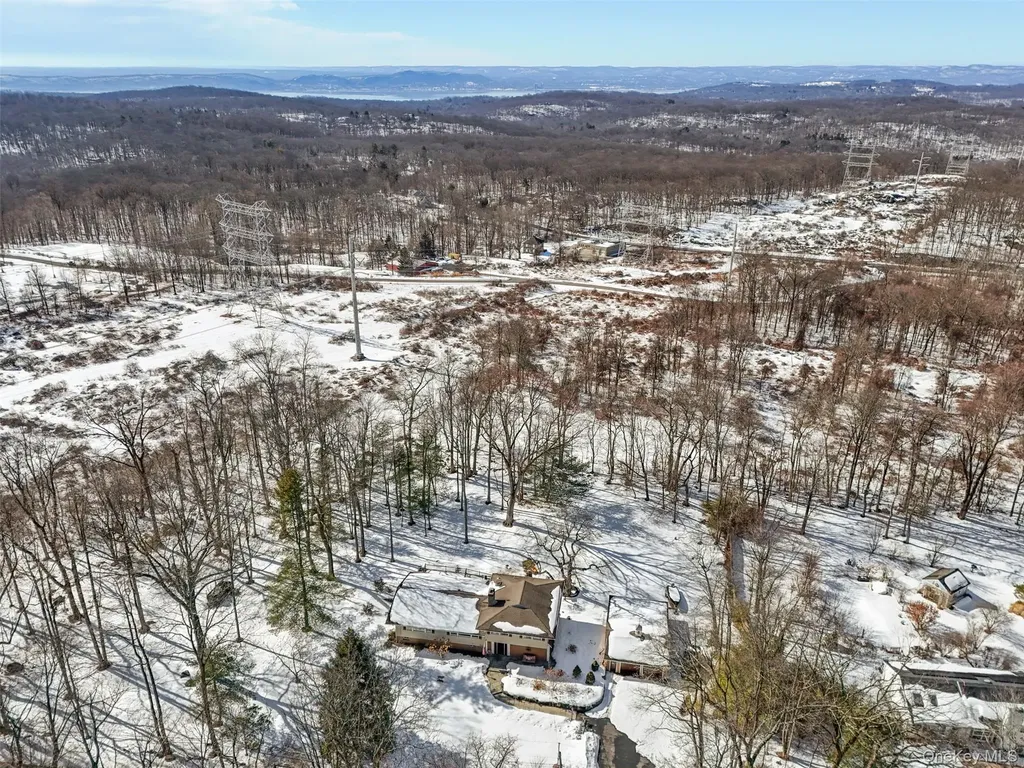 55 Hoags Cross Road Ossining NY 10562