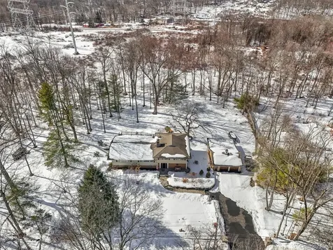 55 Hoags Cross Road Ossining NY 10562