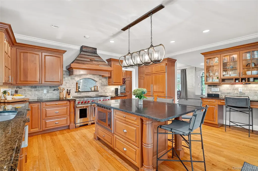 6 Gooler Court Stony Point NY 10980