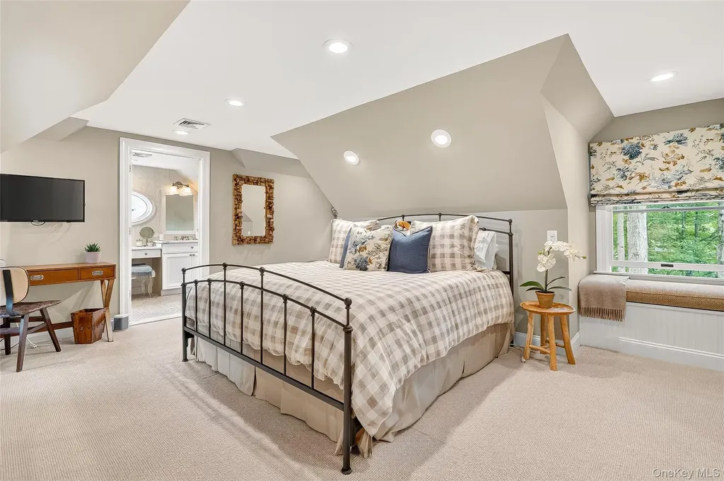 6 Gooler Court Stony Point NY 10980