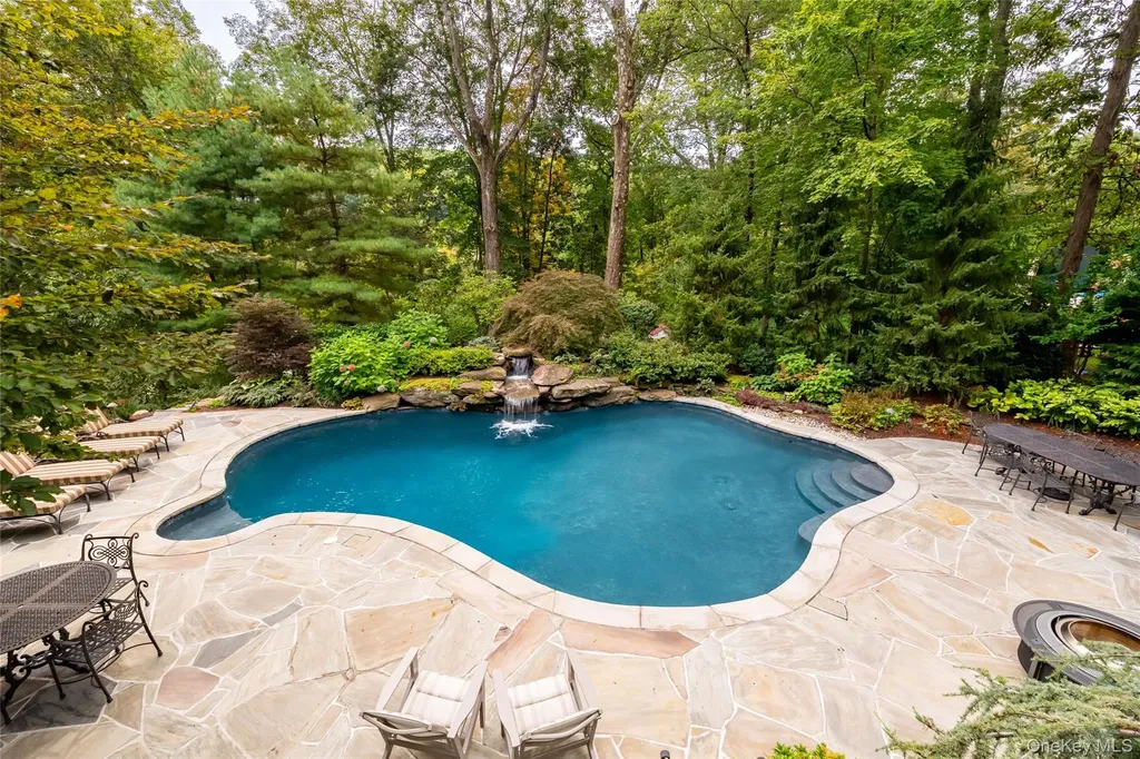 6 Gooler Court Stony Point NY 10980