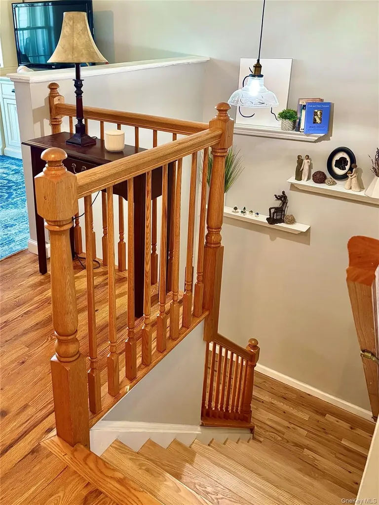 204 Cinnamon Circle Rhinebeck NY 12572