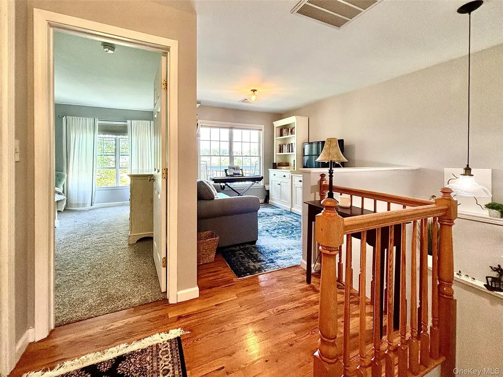 204 Cinnamon Circle Rhinebeck NY 12572