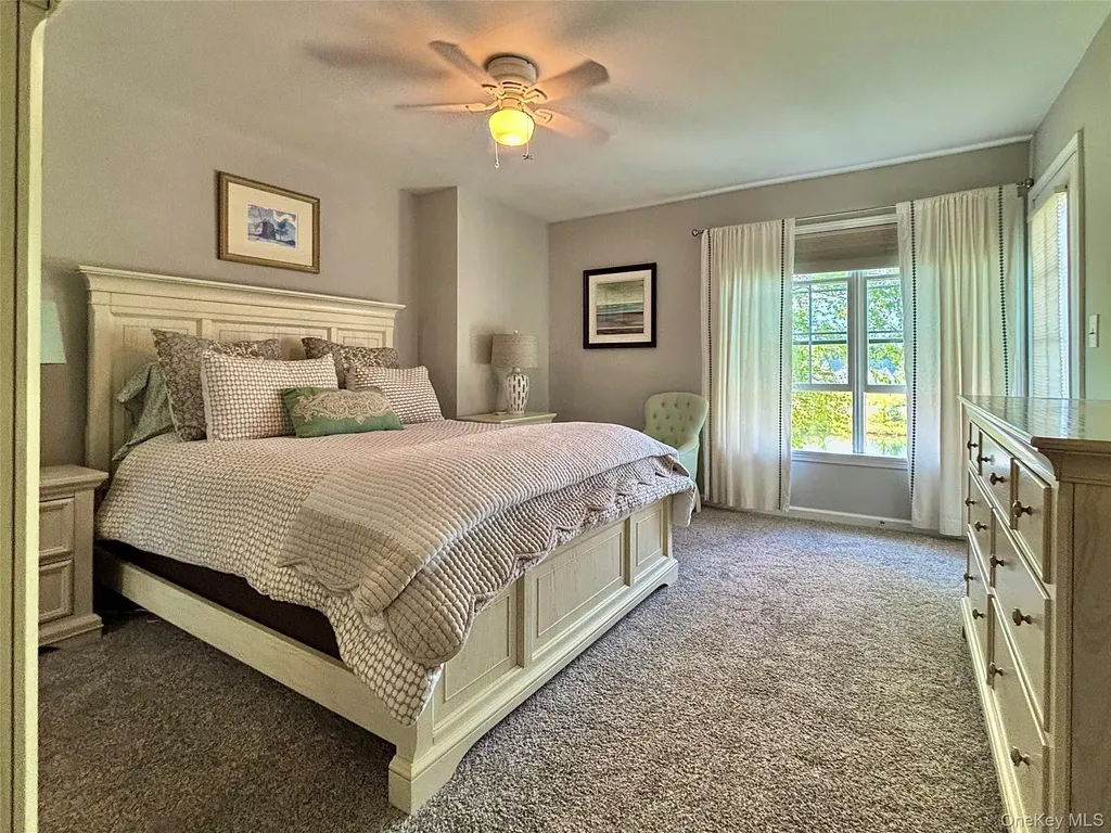 204 Cinnamon Circle Rhinebeck NY 12572