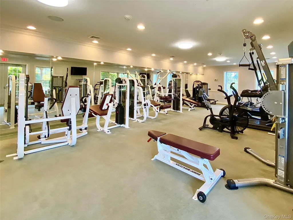 204 Cinnamon Circle Rhinebeck NY 12572