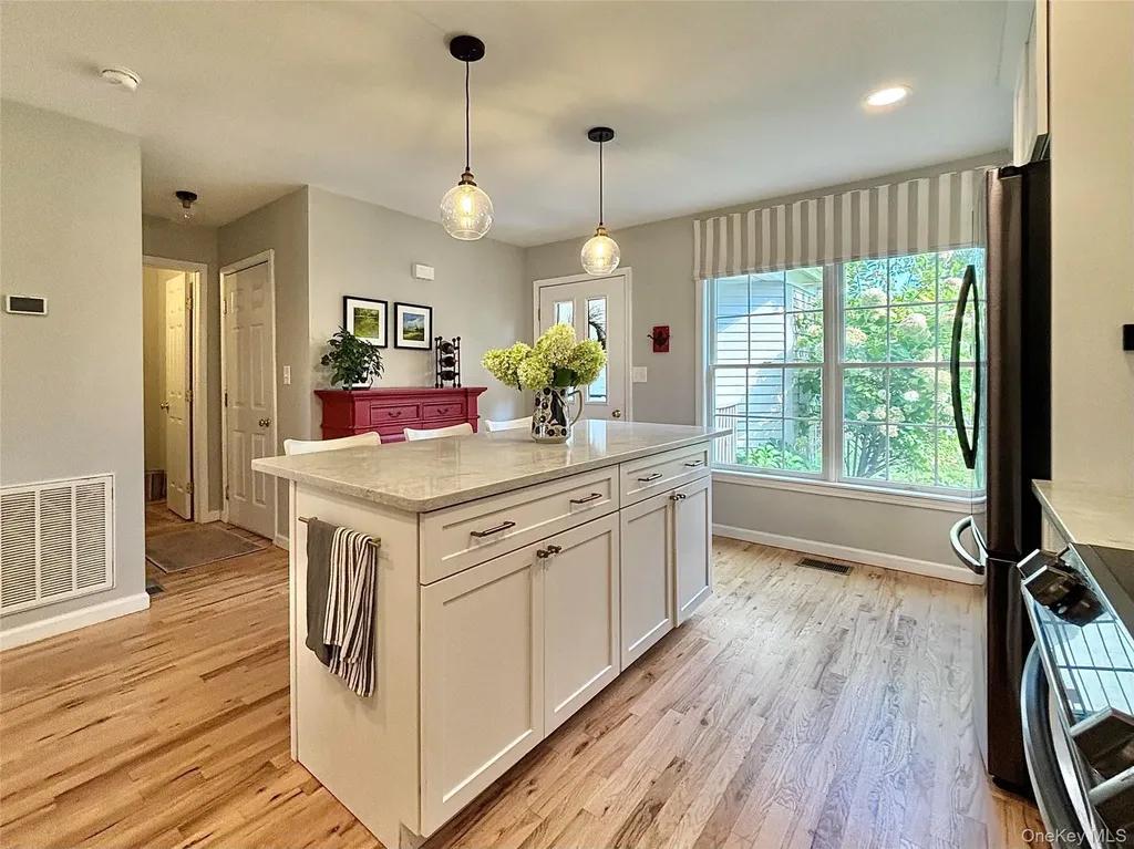 204 Cinnamon Circle Rhinebeck NY 12572