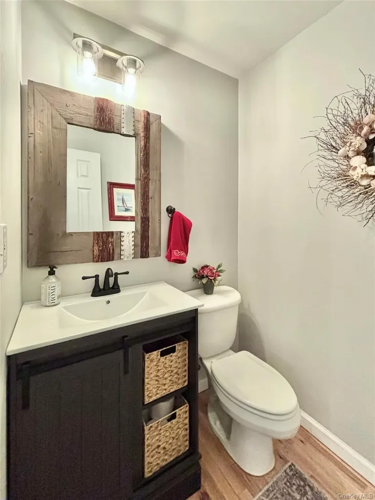 204 Cinnamon Circle Rhinebeck NY 12572