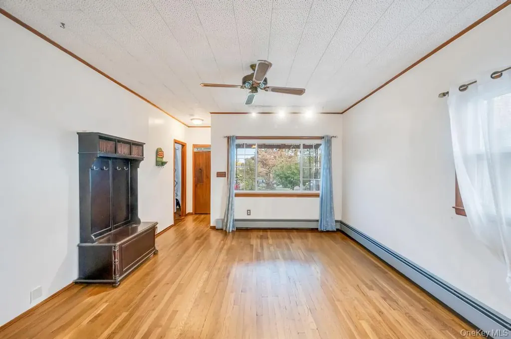 99 Hunter Avenue Valley Stream NY 11580