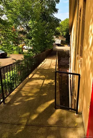 135 Remington Place New Rochelle NY 10801