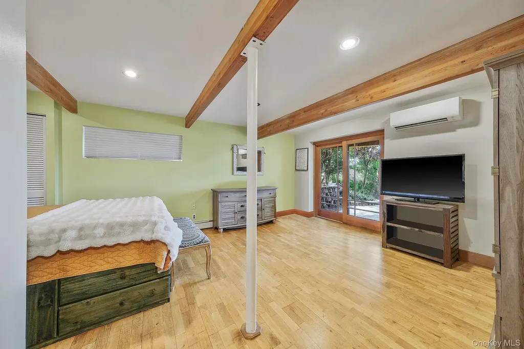 104 Crystal Beach Boulevard Moriches NY 11955