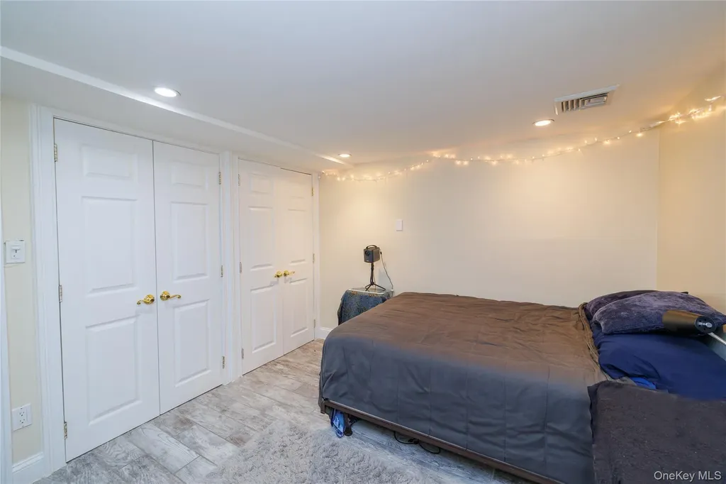 3731 Park Avenue Wantagh NY 11793