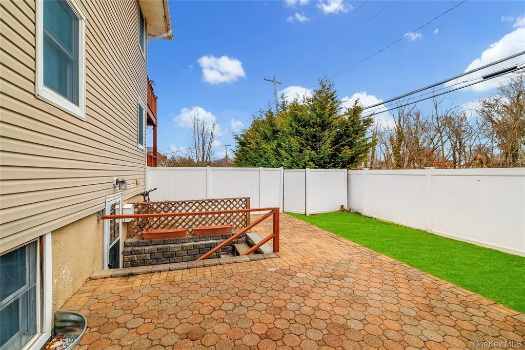 3731 Park Avenue Wantagh NY 11793