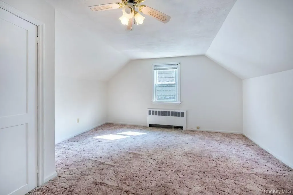 73 Storey Lane Yonkers NY 10710