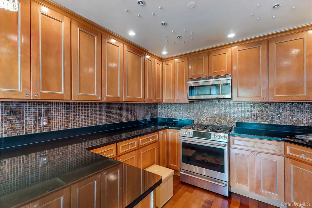 9935 Shore Road Brooklyn NY 11209
