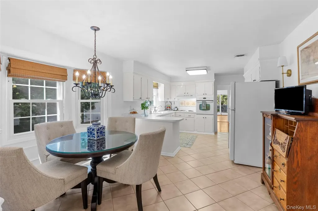 21 View Road Setauket NY 11733