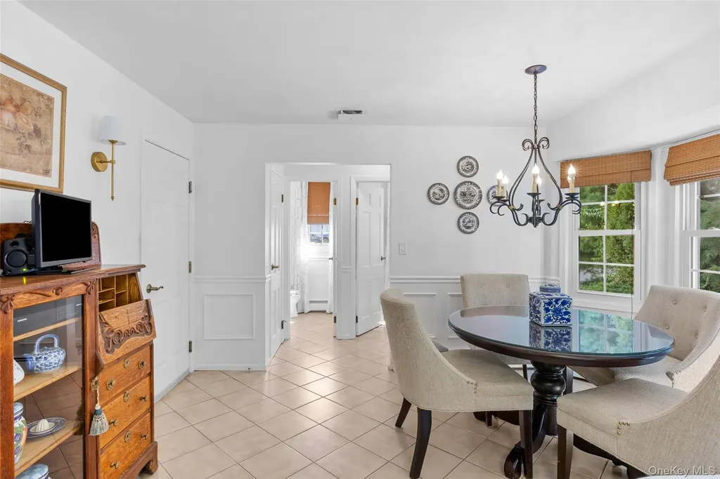 21 View Road Setauket NY 11733