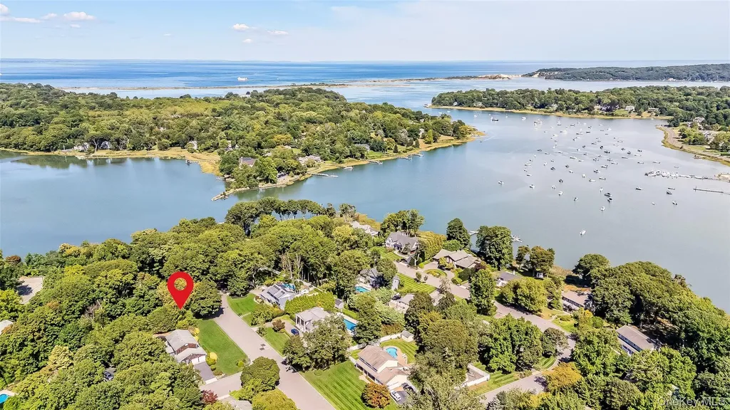 21 View Road Setauket NY 11733