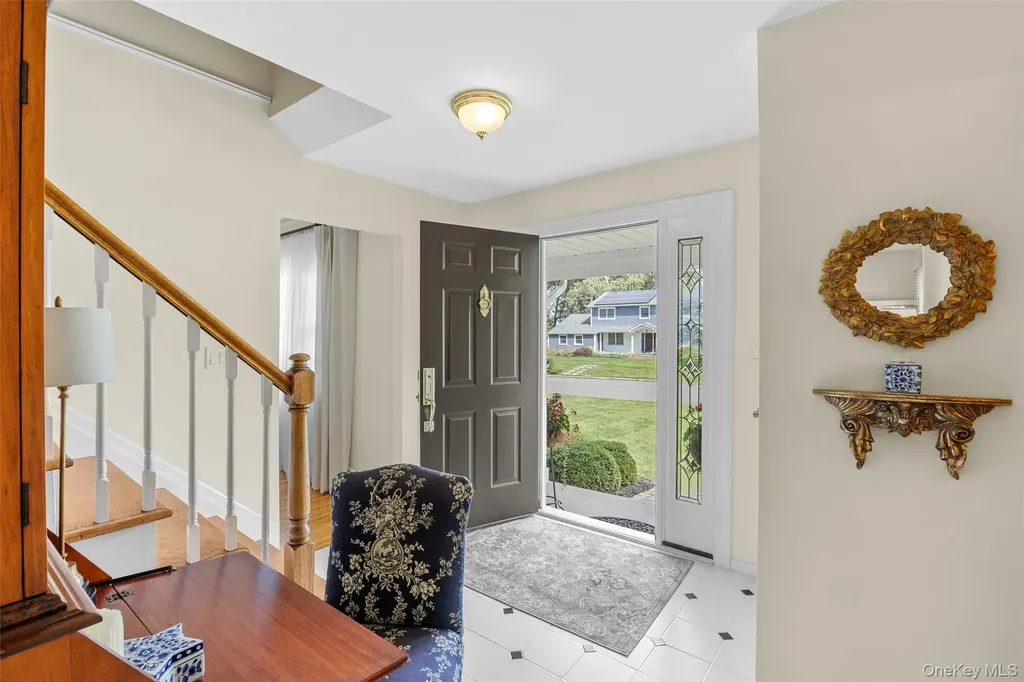 21 View Road Setauket NY 11733
