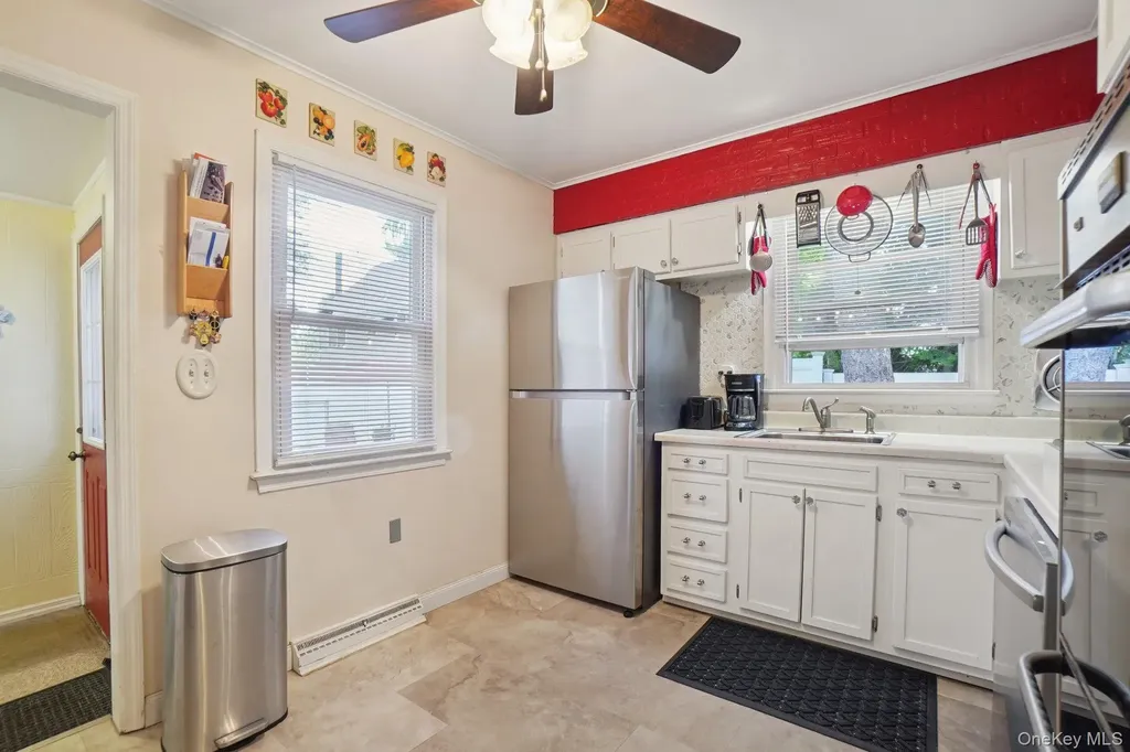 35 Andre Avenue Tappan NY 10983